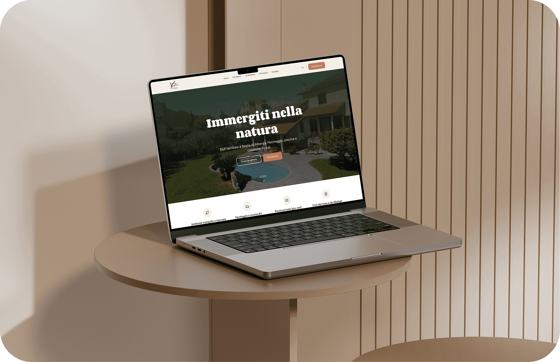 Esempio di sito su laptop